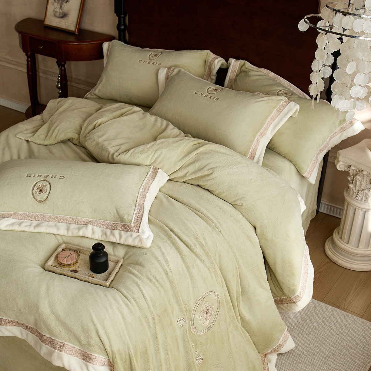 91家纺网 家纺一手货源 找家纺 蓝梦 2025新款270g全消光牛奶绒四件套-克莱尔 克莱尔-浅绿