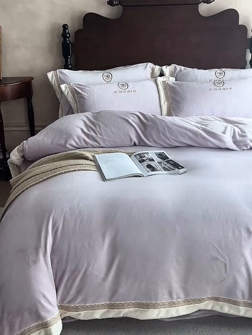 91家纺网 家纺一手货源 找家纺 蓝梦 2025新款270g全消光牛奶绒四件套-克莱尔 克莱尔-浅紫