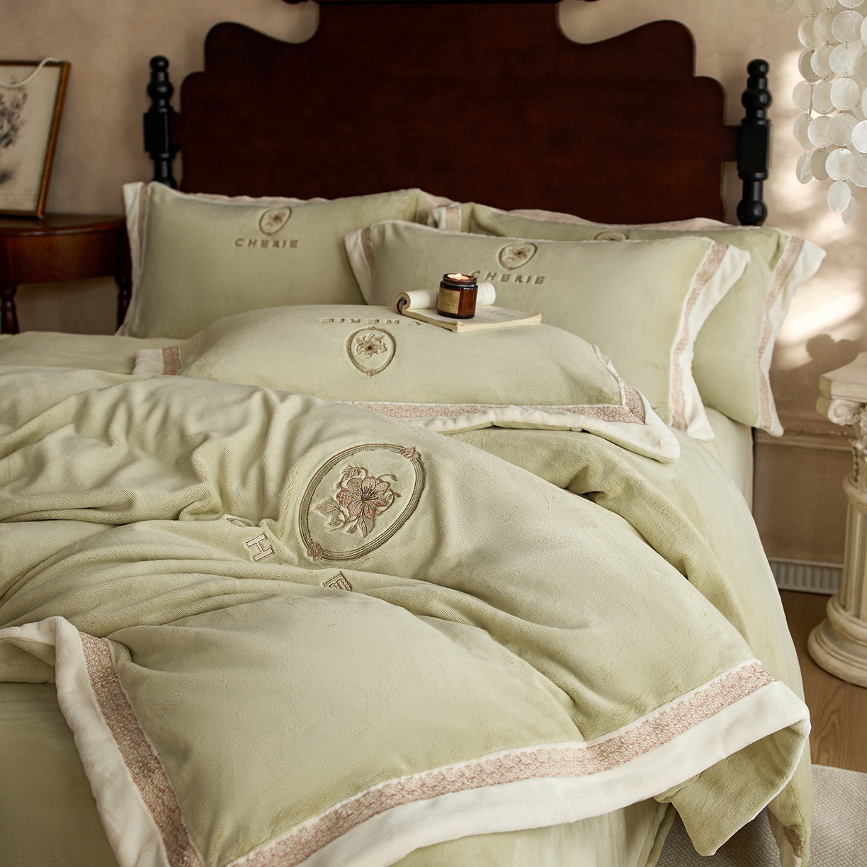 91家纺网 家纺一手货源 找家纺 蓝梦 2025新款270g全消光牛奶绒四件套-克莱尔 克莱尔-浅绿