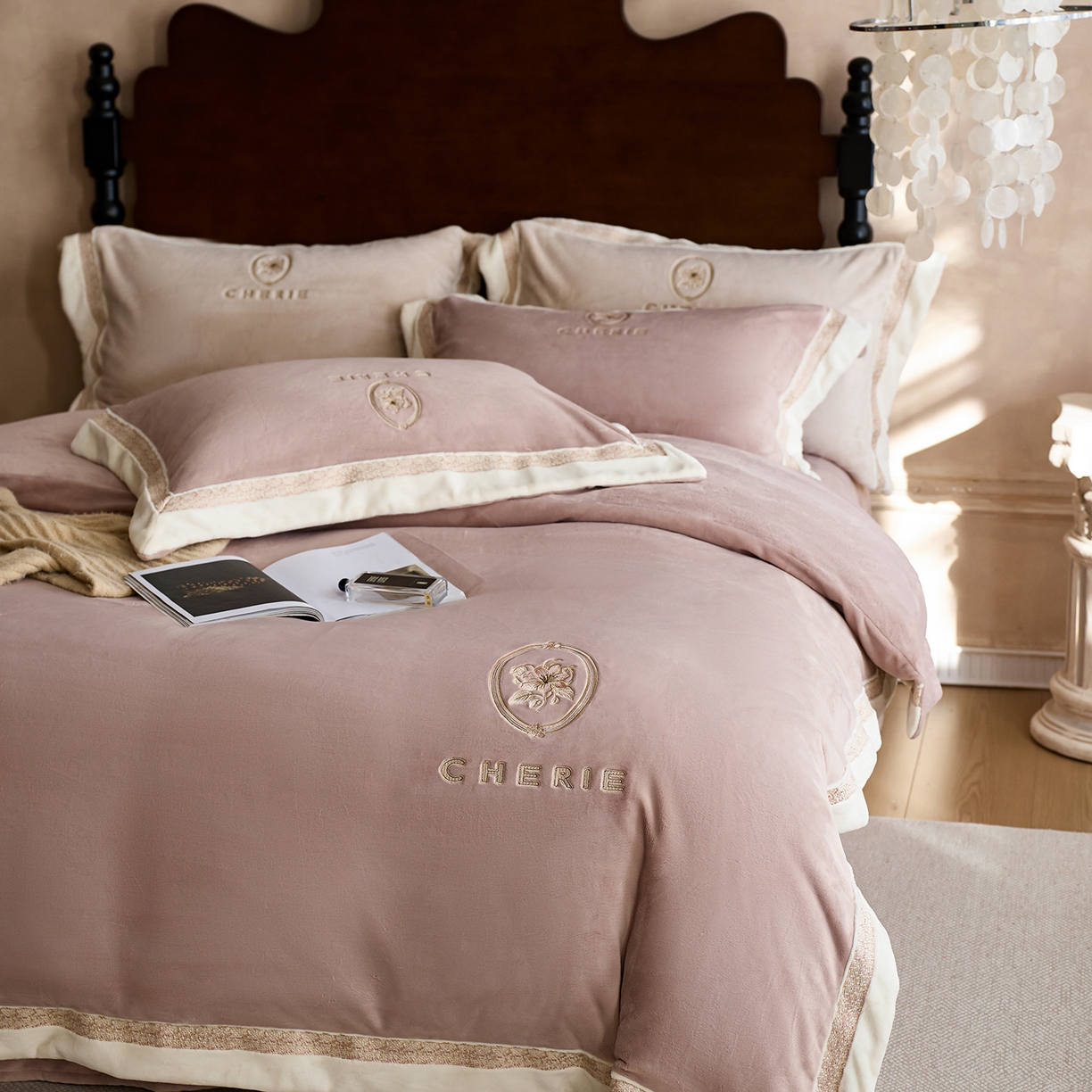 91家纺网 家纺一手货源 找家纺 蓝梦 2025新款270g全消光牛奶绒四件套-克莱尔 克莱尔-米咖