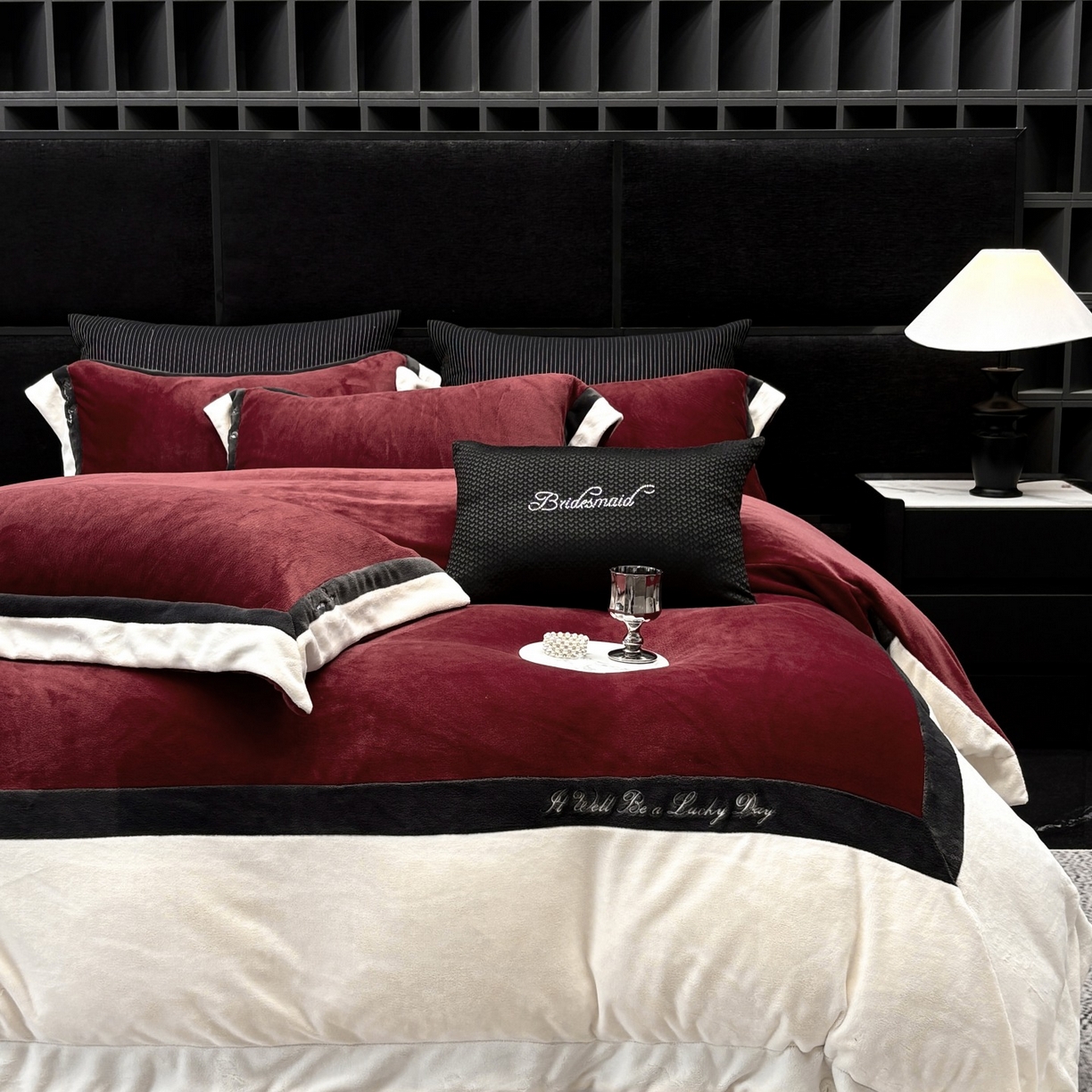 91家纺网 家纺一手货源 找家纺 （总）蓝梦 2025新款270g全消光牛奶绒四件套-雪芙莉系列