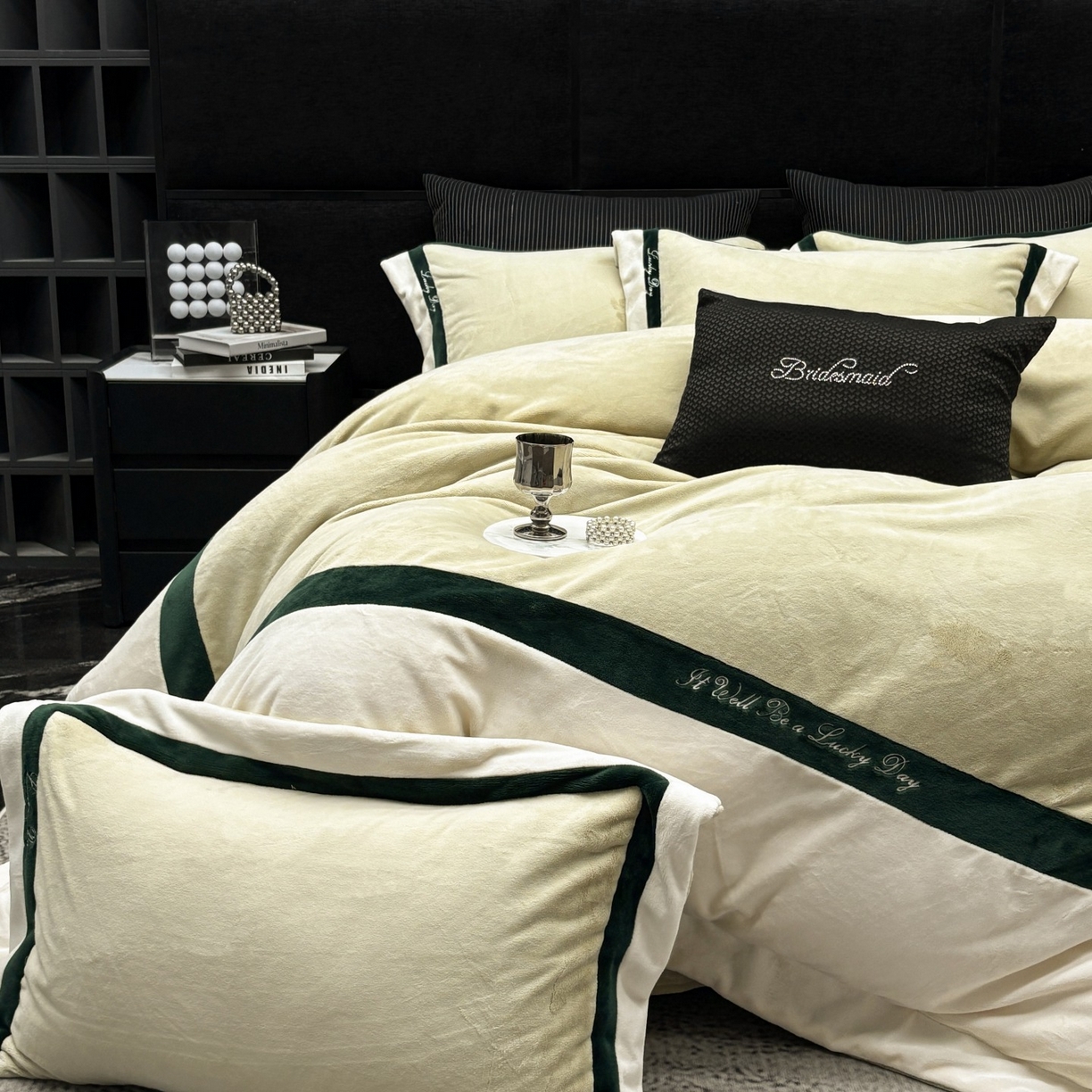 91家纺网 家纺一手货源 找家纺 蓝梦 2025新款270g全消光牛奶绒四件套-雪芙莉系列 浅绿