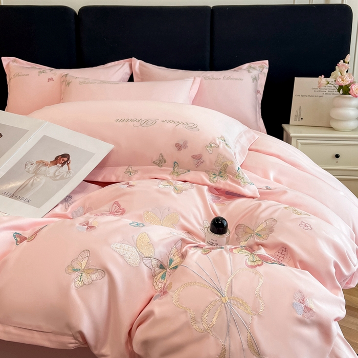 91家纺网 家纺一手货源 找家纺 绒掌柜 2025新款13376全棉纯棉刺绣四件套（礼盒装品质含买家秀）-蝶影系列-版权产品系列 玉颜粉