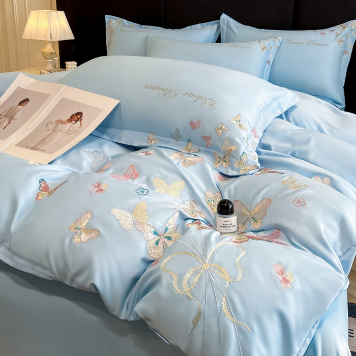 91家纺网 家纺一手货源 找家纺 绒掌柜 2025新款13376全棉纯棉刺绣四件套（礼盒装品质含买家秀）-蝶影系列-版权产品系列 天空蓝