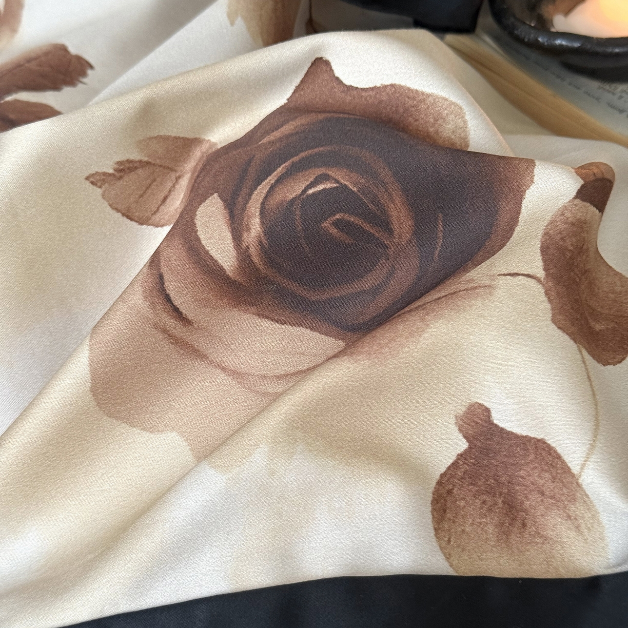 91家纺网 家纺一手货源 找家纺 （总）多乐娜 2025新款法式100支全棉贡缎数码印花四件套长绒棉工艺款轻奢花边款（会员-20）控价378/398起（券后！！）务必控价谢谢配合