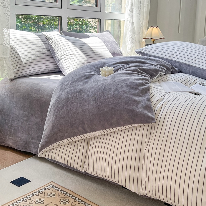 91家纺网 家纺一手货源 找家纺 柠萌家居 2025新款无印良品风双拼全棉色织水洗棉加牛奶绒单品被套简约风全棉拼牛奶绒单被套 棉+绒-白细条