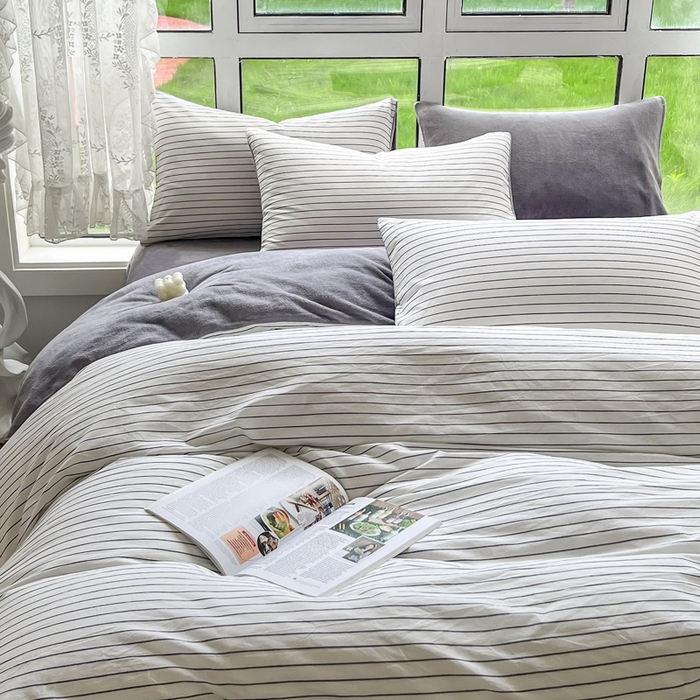 91家纺网 家纺一手货源 找家纺 柠萌家居 2025新款无印良品风双拼全棉色织水洗棉加牛奶绒单品被套简约风全棉拼牛奶绒单被套 棉+绒-白细条