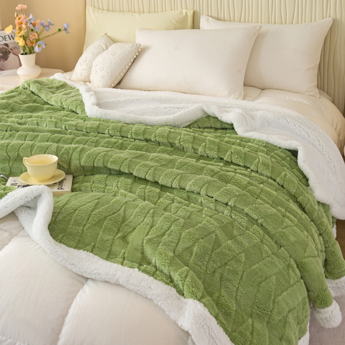 91家纺网 家纺一手货源 找家纺 佳居缘 【双面绒-交叉纹】 2025加厚保暖羊羔绒毛毯双层塔芙绒毯子跨境专供外贸出口定制 交叉纹-绿