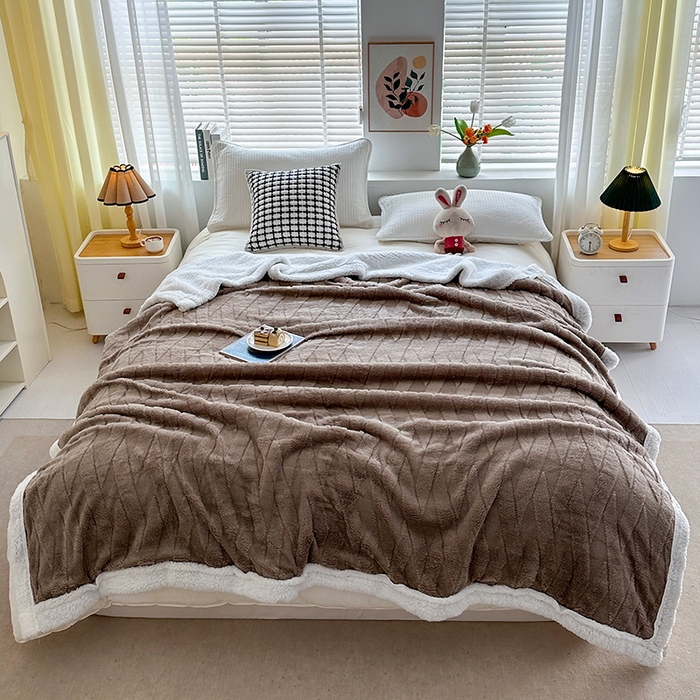 91家纺网 家纺一手货源 找家纺 佳居缘 【双面绒-交叉纹】 2025加厚保暖羊羔绒毛毯双层塔芙绒毯子跨境专供外贸出口定制 交叉纹-棕色