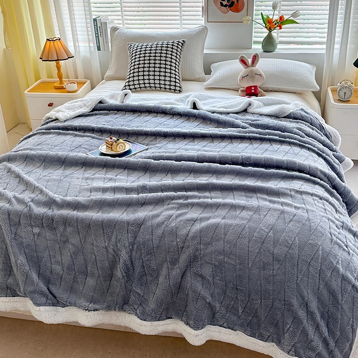 91家纺网 家纺一手货源 找家纺 佳居缘 【双面绒-交叉纹】 2025加厚保暖羊羔绒毛毯双层塔芙绒毯子跨境专供外贸出口定制 交叉纹-灰蓝