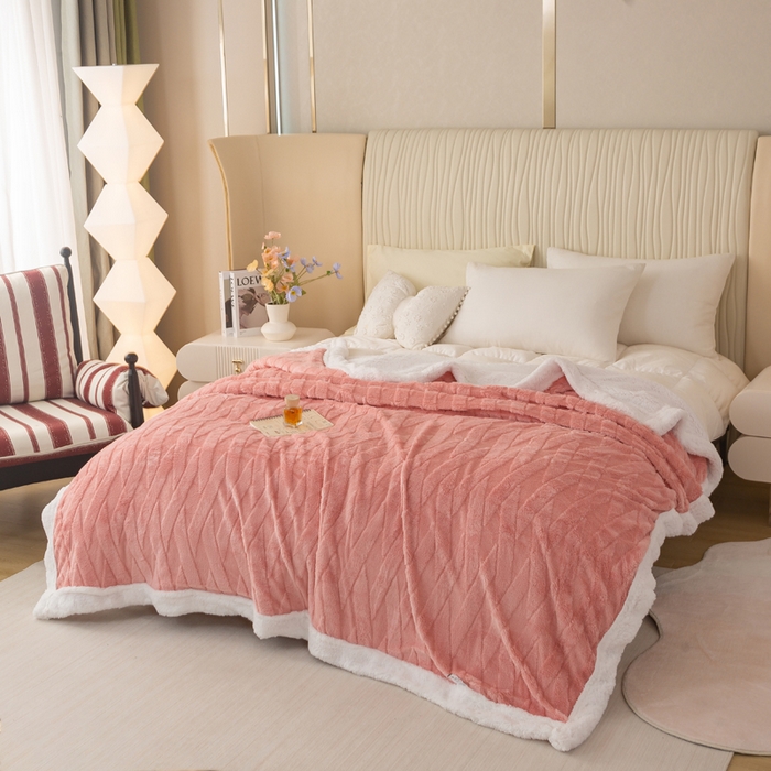 91家纺网 家纺一手货源 找家纺 佳居缘 【双面绒-交叉纹】 2025加厚保暖羊羔绒毛毯双层塔芙绒毯子跨境专供外贸出口定制 交叉纹-粉