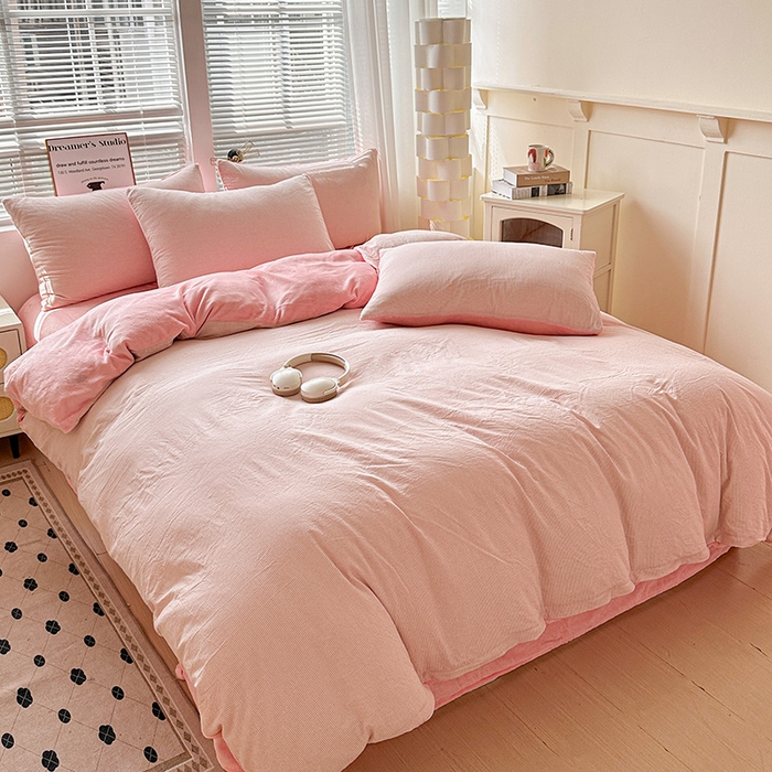 91家纺网 家纺一手货源 找家纺 柠萌家居 2025新款无印良品风双拼全棉色织水洗棉加牛奶绒单品被套简约风全棉拼牛奶绒单被套 棉+绒粉密条