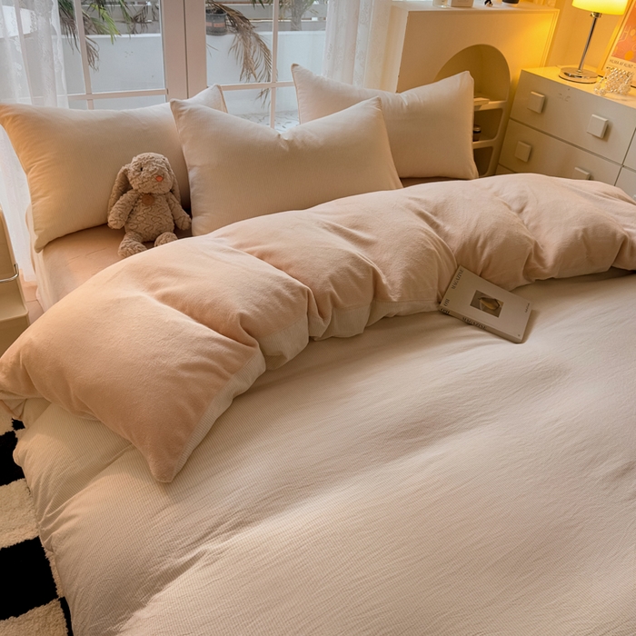 91家纺网 家纺一手货源 找家纺 柠萌家居 2025新款无印良品风双拼全棉色织水洗棉加牛奶绒单品被套简约风全棉拼牛奶绒单被套 棉+绒米密条