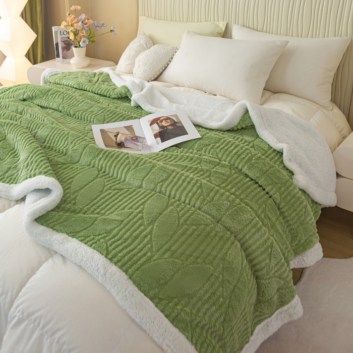 91家纺网 家纺一手货源 找家纺 佳居缘 【双面绒-叶子】 2025加厚保暖羊羔绒毛毯双层塔芙绒毯子跨境专供外贸出口定制 叶子-绿