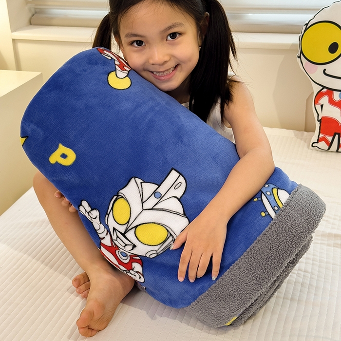 91家纺网 家纺一手货源 找家纺 云恋家纺 2025新款儿童卡通加厚牛奶绒北极绒双层绒毛毯 星空奥特曼