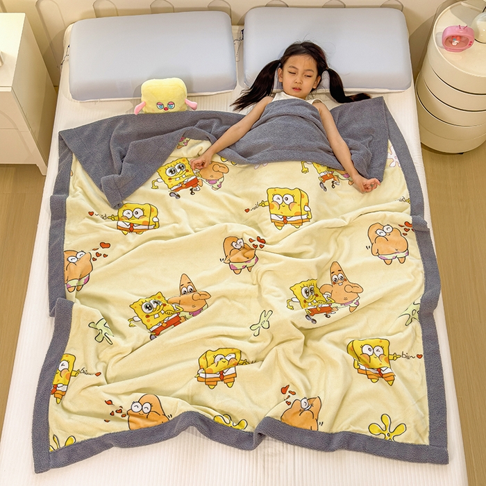 91家纺网 家纺一手货源 找家纺 云恋家纺 2025新款儿童卡通加厚牛奶绒北极绒双层绒毛毯 爱心海绵宝宝