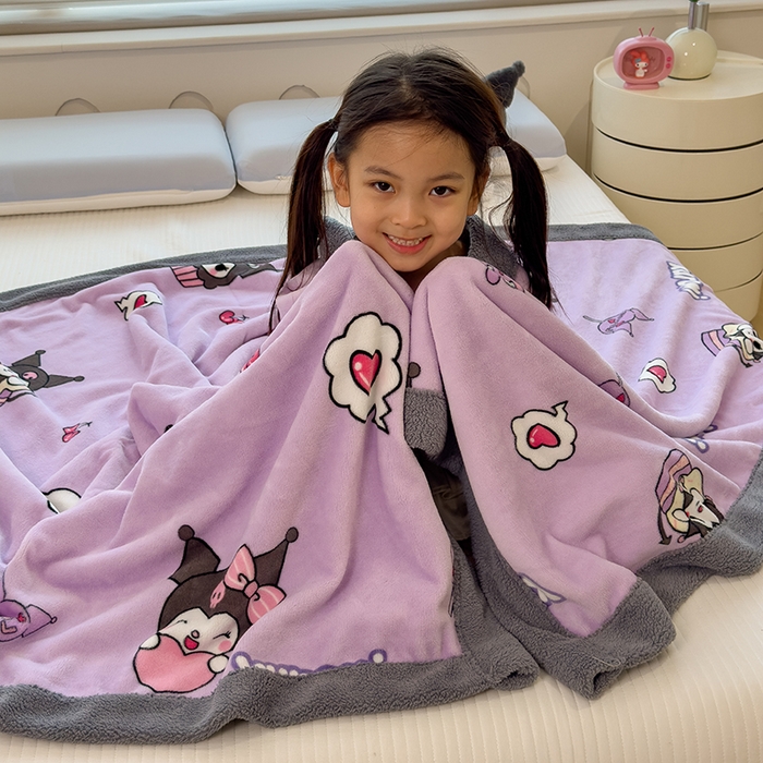 91家纺网 家纺一手货源 找家纺 云恋家纺 2025新款儿童卡通加厚牛奶绒北极绒双层绒毛毯 紫色库洛米