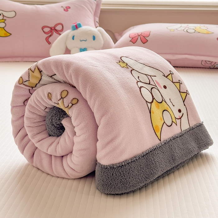 91家纺网 家纺一手货源 找家纺 云恋家纺 2025新款儿童卡通加厚牛奶绒北极绒双层绒毛毯 美美大耳朵玉桂狗