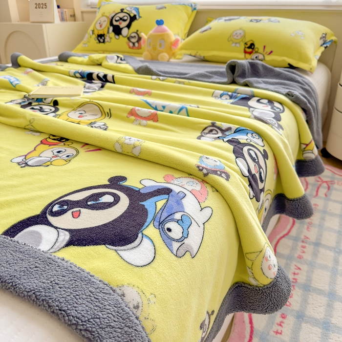 91家纺网 家纺一手货源 找家纺 云恋家纺 2025新款儿童卡通加厚牛奶绒北极绒双层绒毛毯 蛋仔兄弟