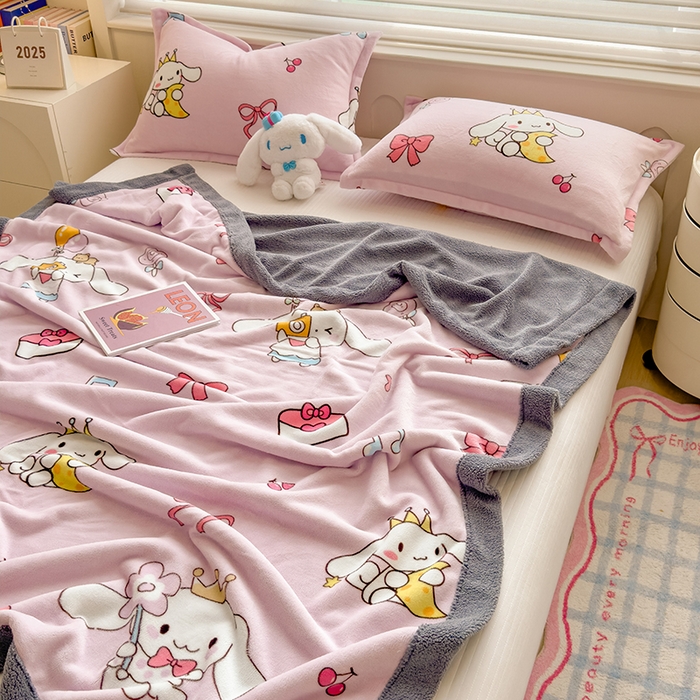 91家纺网 家纺一手货源 找家纺 云恋家纺 2025新款儿童卡通加厚牛奶绒北极绒双层绒毛毯 美美大耳朵玉桂狗