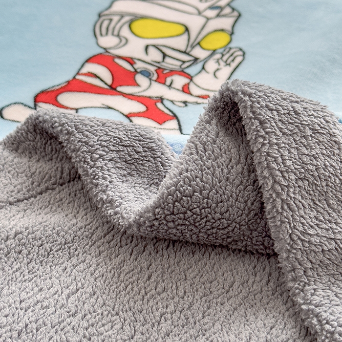 91家纺网 家纺一手货源 找家纺 云恋家纺 2025新款儿童卡通加厚牛奶绒北极绒双层绒毛毯 战斗奥特曼