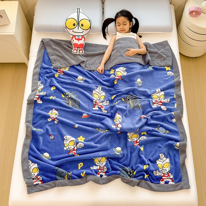 91家纺网 家纺一手货源 找家纺 云恋家纺 2025新款儿童卡通加厚牛奶绒北极绒双层绒毛毯 星空奥特曼