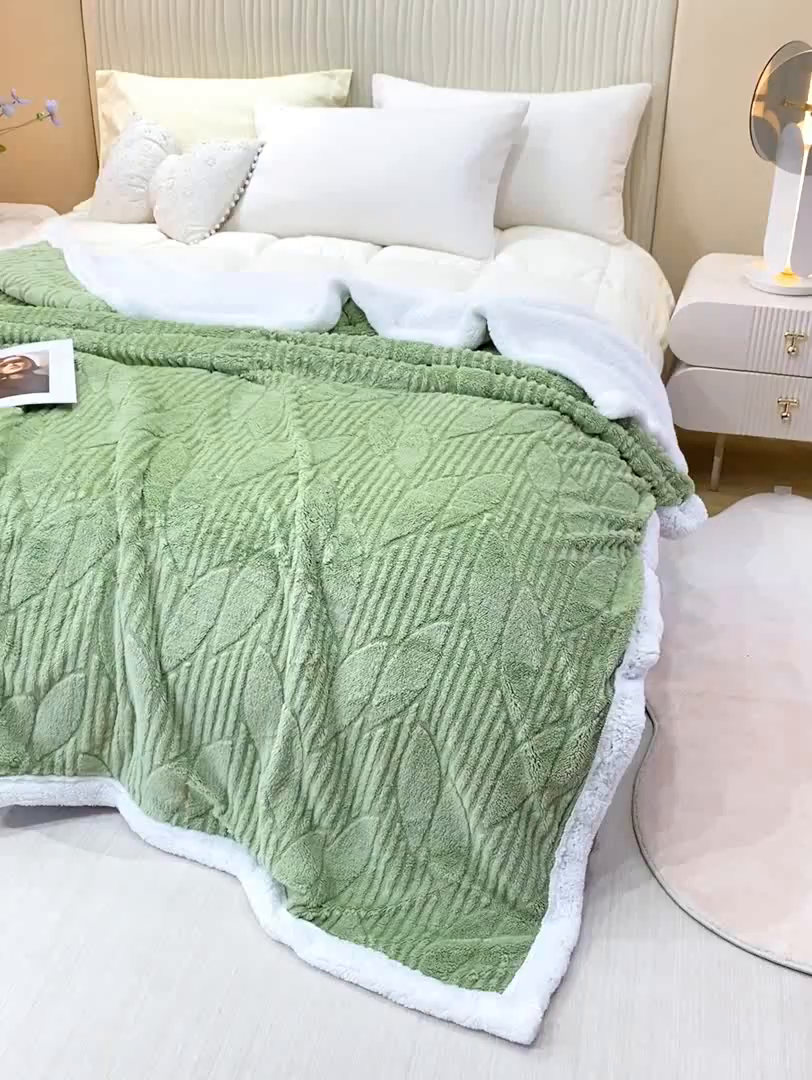 91家纺网 家纺一手货源 找家纺 佳居缘 【双面绒-叶子】 2025加厚保暖羊羔绒毛毯双层塔芙绒毯子跨境专供外贸出口定制 叶子-绿