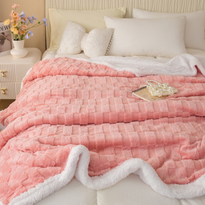 91家纺网 家纺一手货源 找家纺 佳居缘 【双面绒-方格】 2025加厚保暖羊羔绒毛毯双层塔芙绒毯子跨境专供外贸出口定制 方格-粉