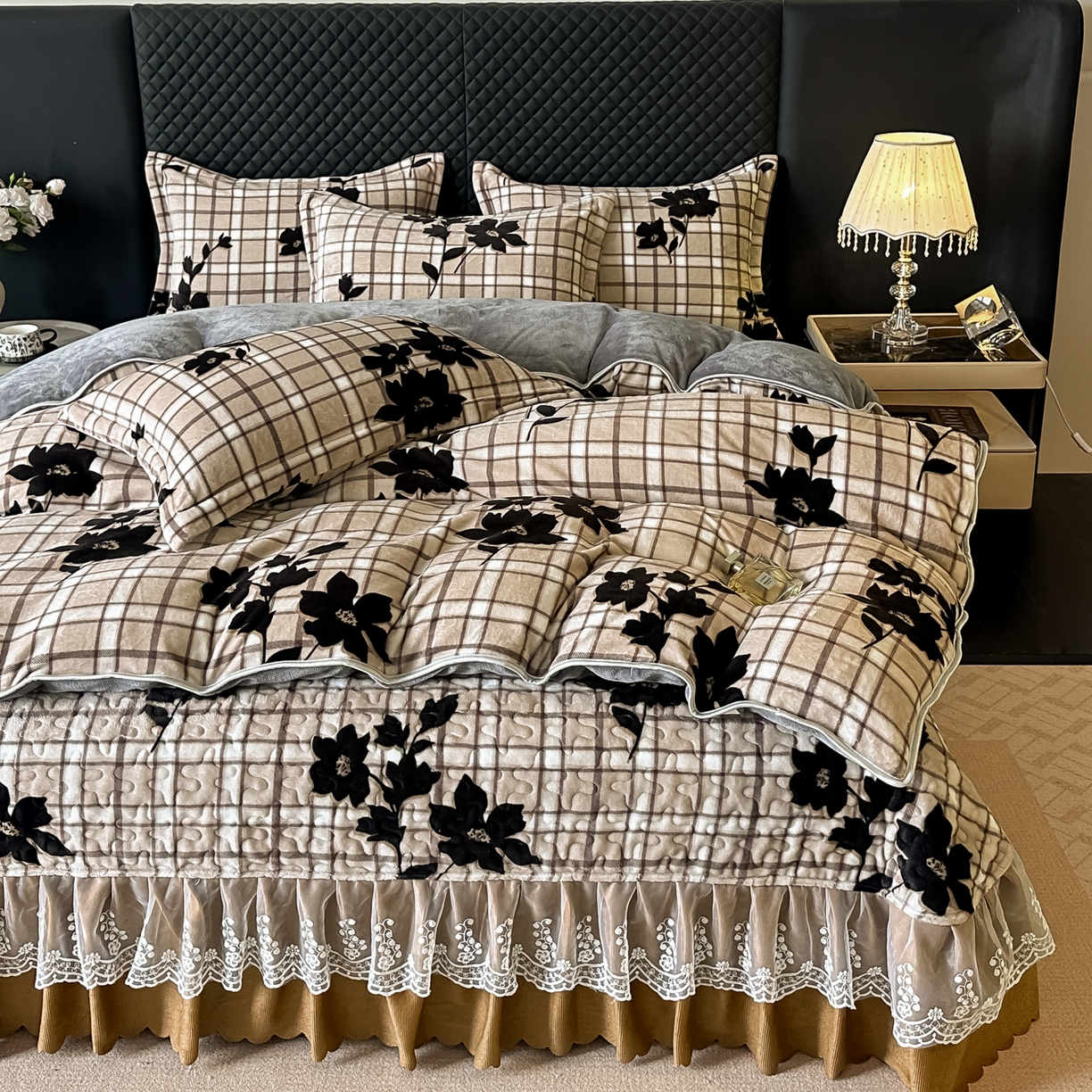 91家纺网 家纺一手货源 找家纺 栩裕纺织 2025新款加厚牛奶绒床盖四件套 素影