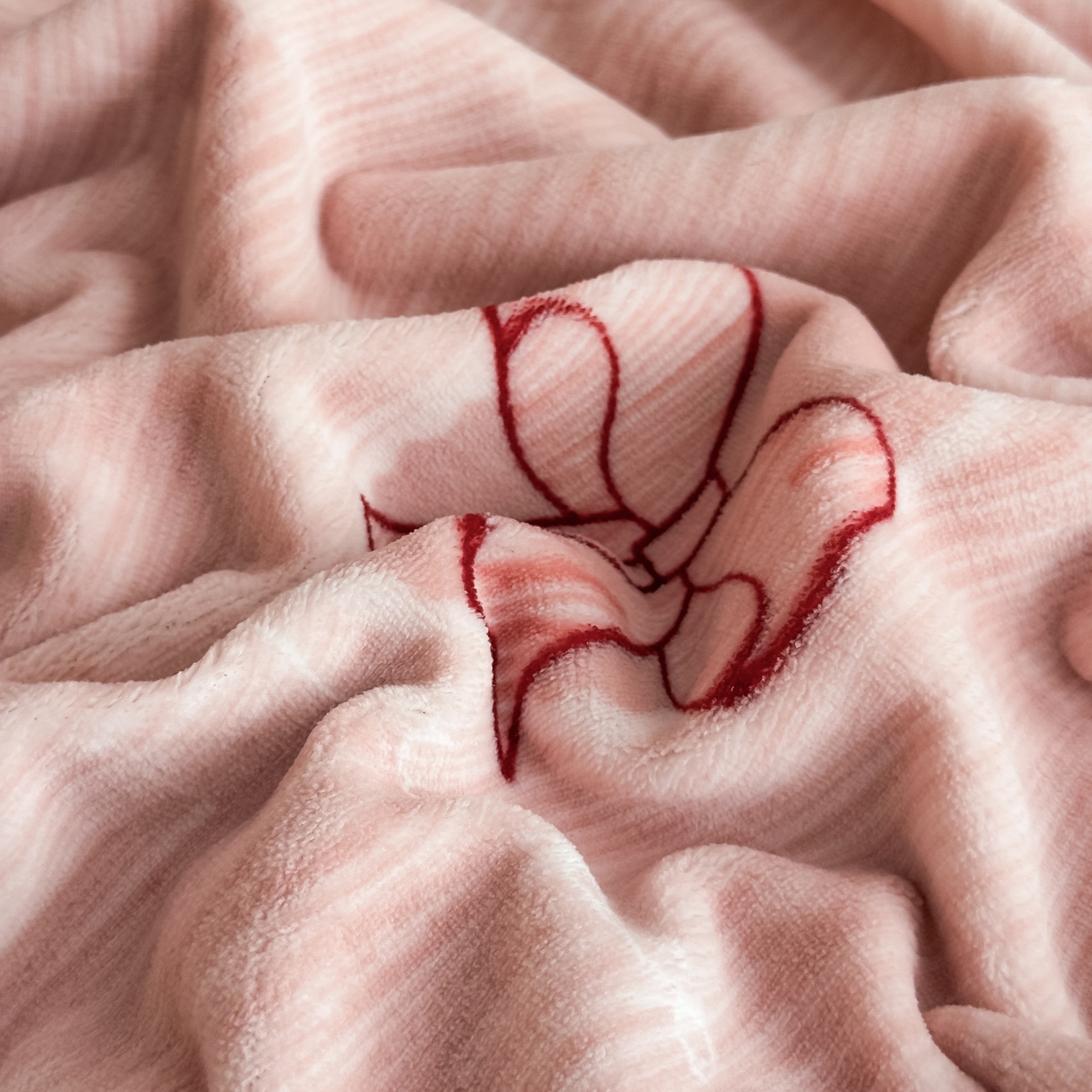 91家纺网 家纺一手货源 找家纺 栩裕纺织 2025新款加厚牛奶绒床盖四件套 同心结