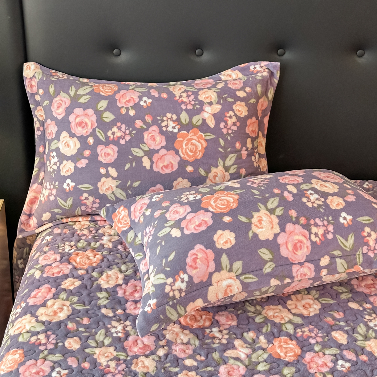 91家纺网 家纺一手货源 找家纺 栩裕纺织 2025新款加厚牛奶绒床盖四件套 紫色物语