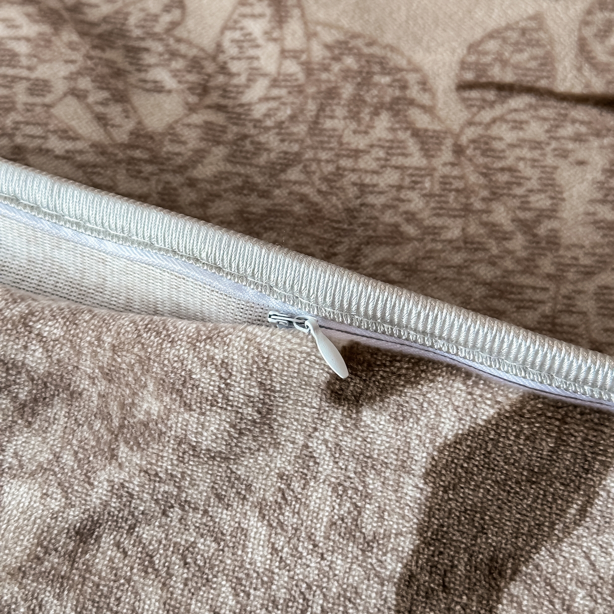 91家纺网 家纺一手货源 找家纺 凤杰家纺 2025新款加厚牛奶绒床盖四件套 赛琳娜