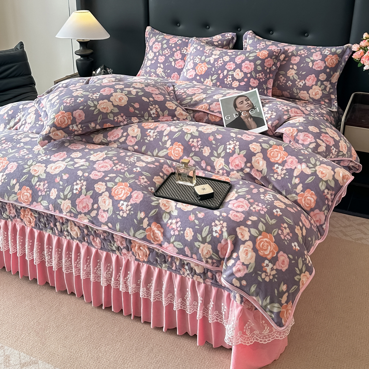 91家纺网 家纺一手货源 找家纺 凤杰家纺 2025新款加厚牛奶绒床盖四件套 紫色物语