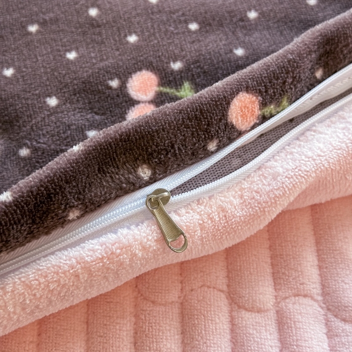 91家纺网 家纺一手货源 找家纺 梓之赫 2025新款保暖舒适牛奶绒印花夹棉床盖四件套 爱恋