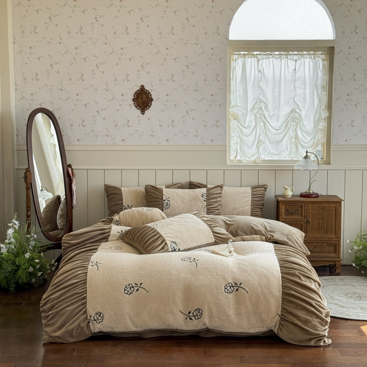 91家纺网 家纺一手货源 找家纺 新印象 2025新款法式阳离子绒保暖床盖四件套 赫本