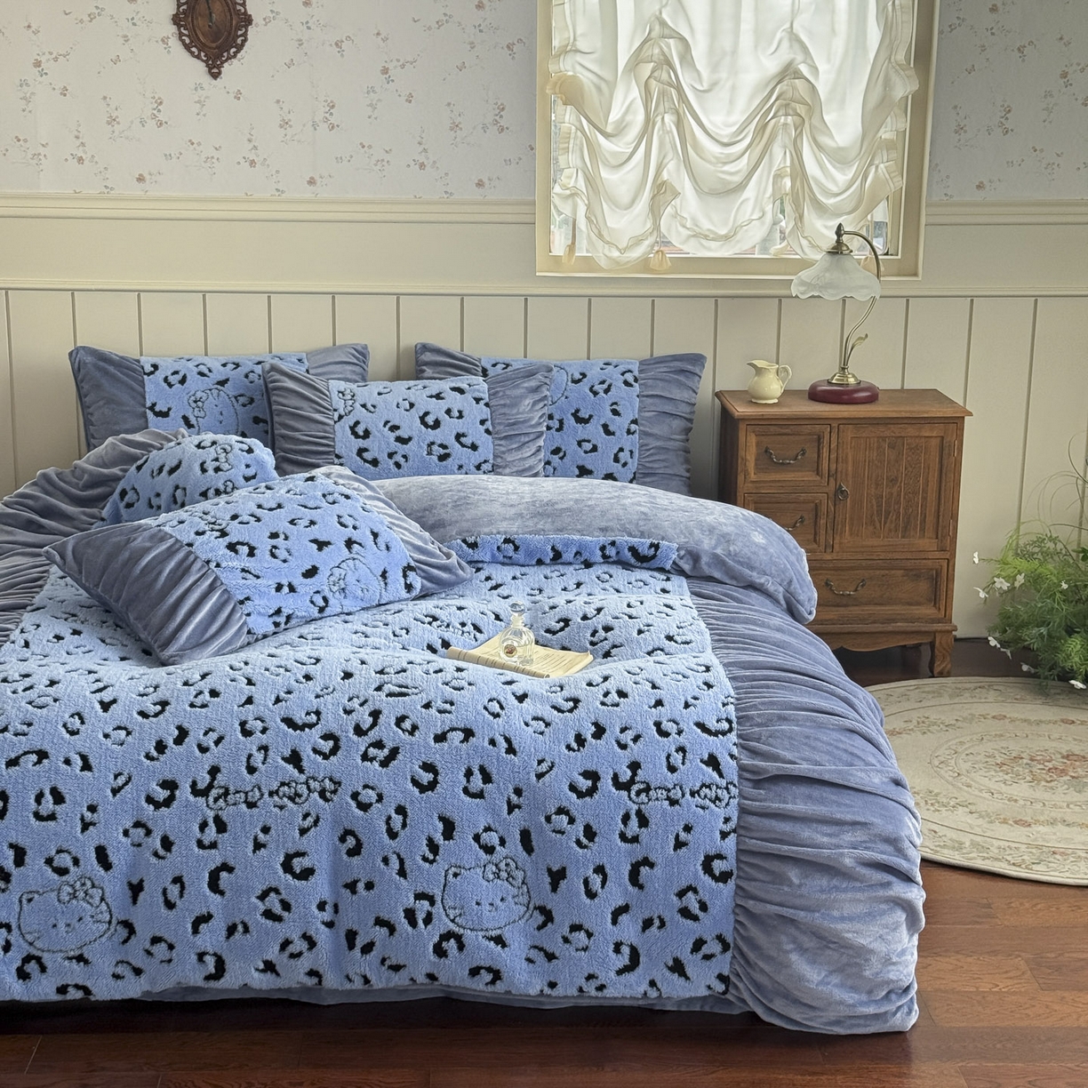 91家纺网 家纺一手货源 找家纺 新印象 2025新款法式阳离子绒保暖床盖四件套 斑豹蓝