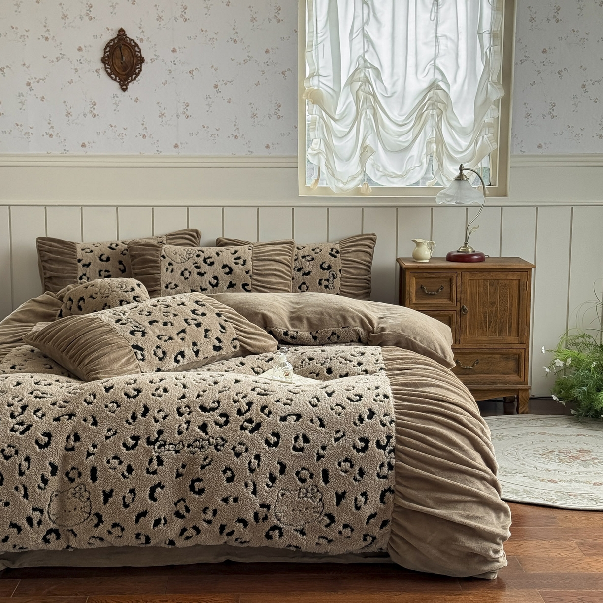 91家纺网 家纺一手货源 找家纺 新印象 2025新款法式阳离子绒保暖床盖四件套 斑豹驼