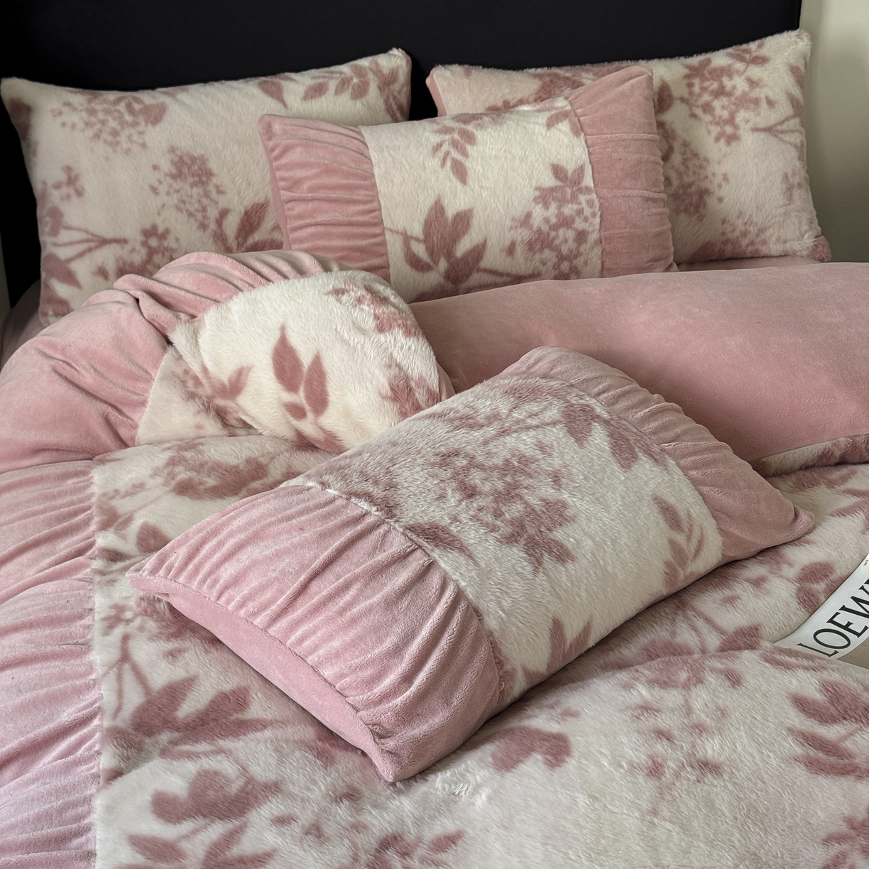 91家纺网 家纺一手货源 找家纺 新印象 2025新款复古法式兔毛绒保暖四件套 复古法式-奥丽莎