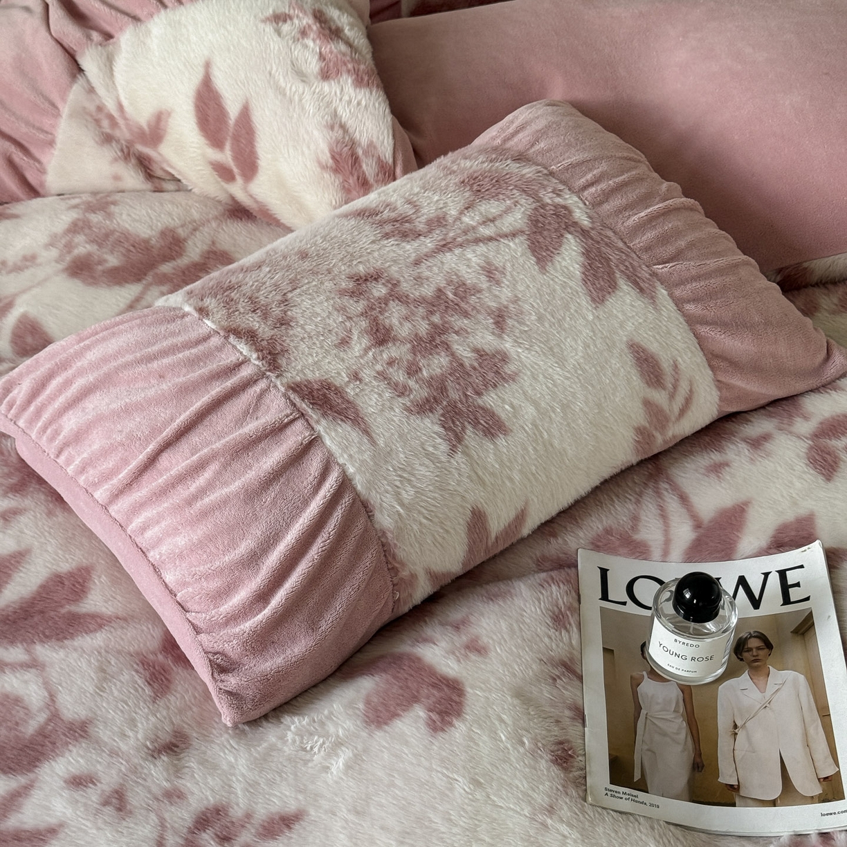 91家纺网 家纺一手货源 找家纺 新印象 2025新款复古法式兔毛绒保暖四件套 复古法式-奥丽莎