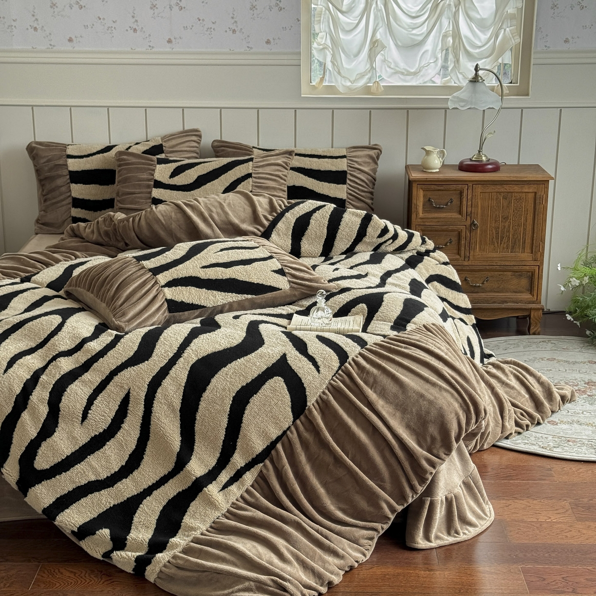 91家纺网 家纺一手货源 找家纺 新印象 2025新款法式阳离子绒保暖床盖四件套 斑马纹