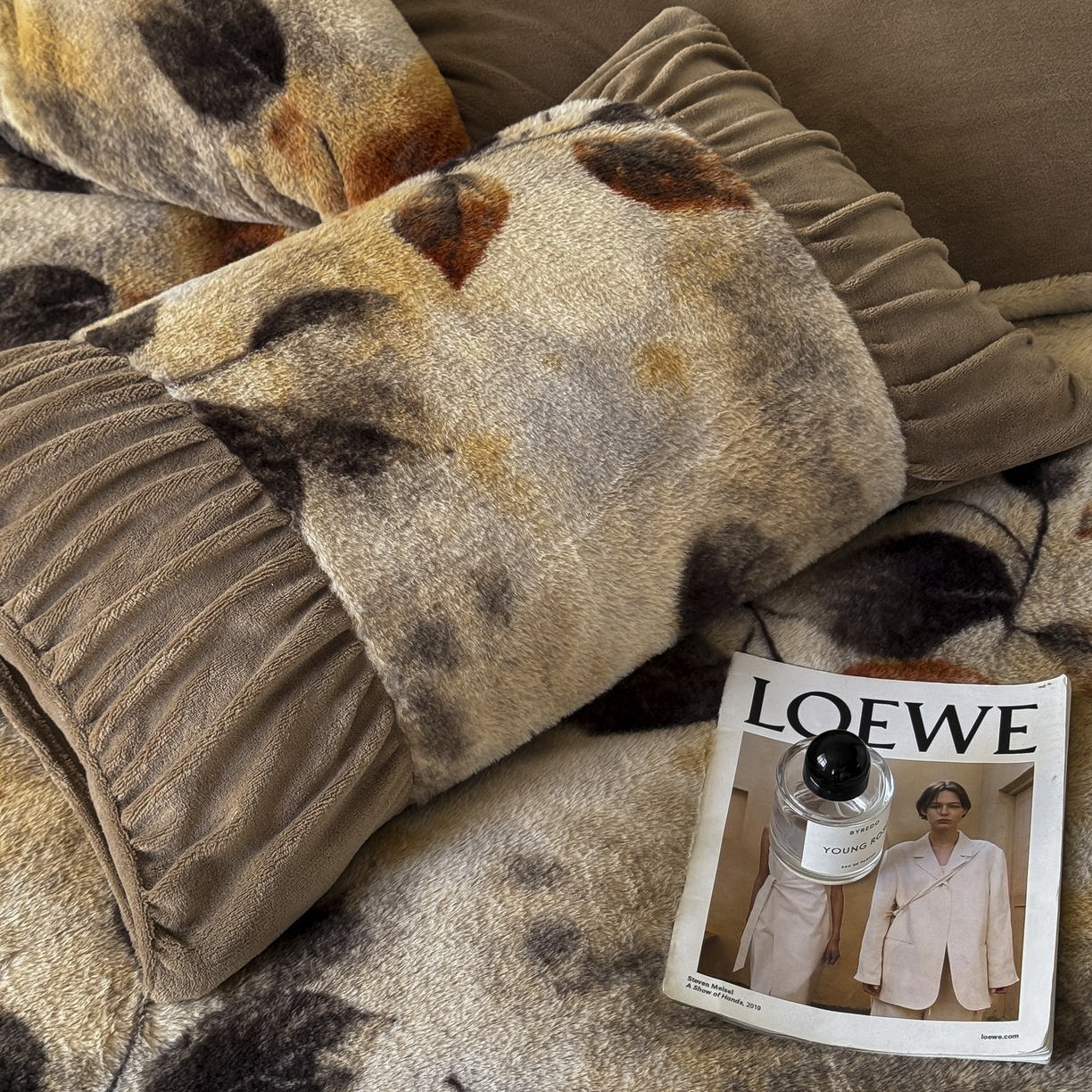 91家纺网 家纺一手货源 找家纺 新印象 2025新款复古法式兔毛绒保暖四件套 复古法式-艾秋