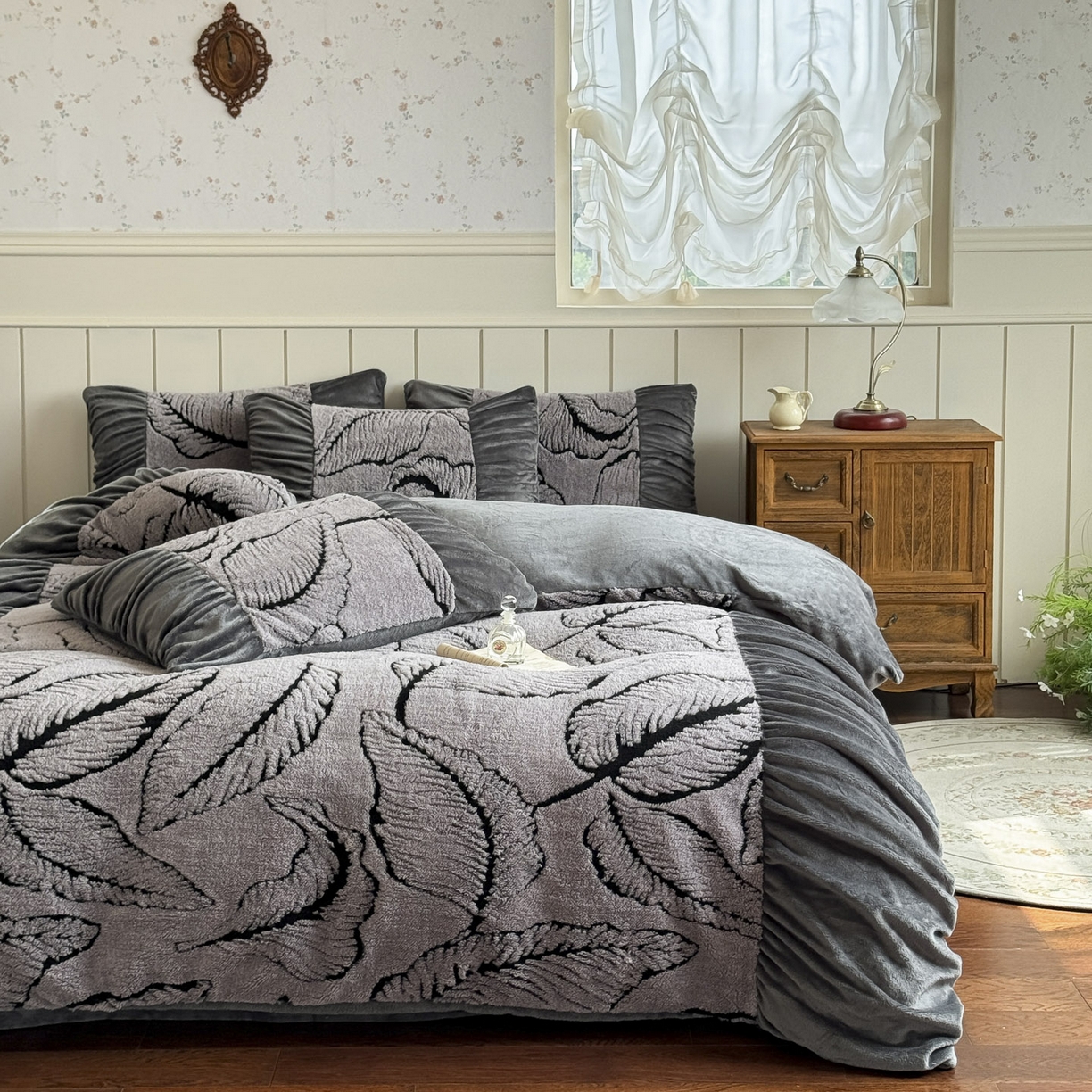 91家纺网 家纺一手货源 找家纺 新印象 2025新款法式阳离子绒保暖床盖四件套 樊林深灰