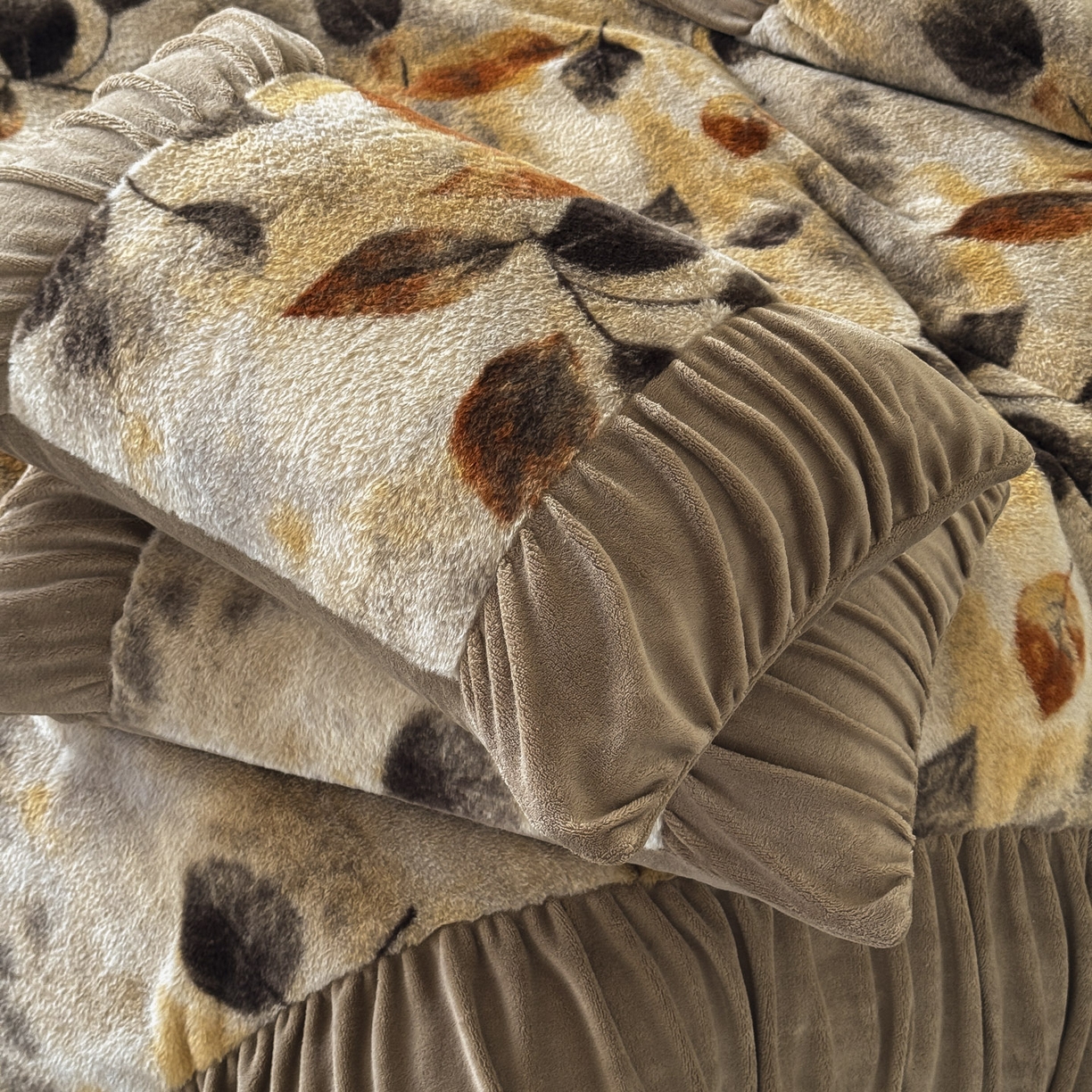 91家纺网 家纺一手货源 找家纺 新印象 2025新款复古法式兔毛绒保暖四件套 复古法式-艾秋