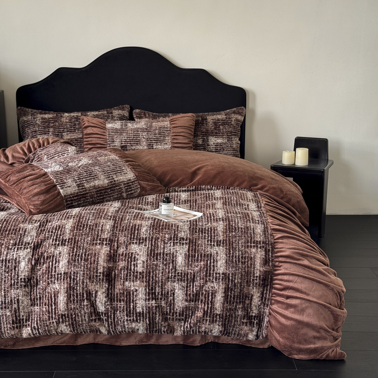 91家纺网 家纺一手货源 找家纺 新印象 2025新款复古法式兔毛绒保暖四件套 复古法式-爱莎