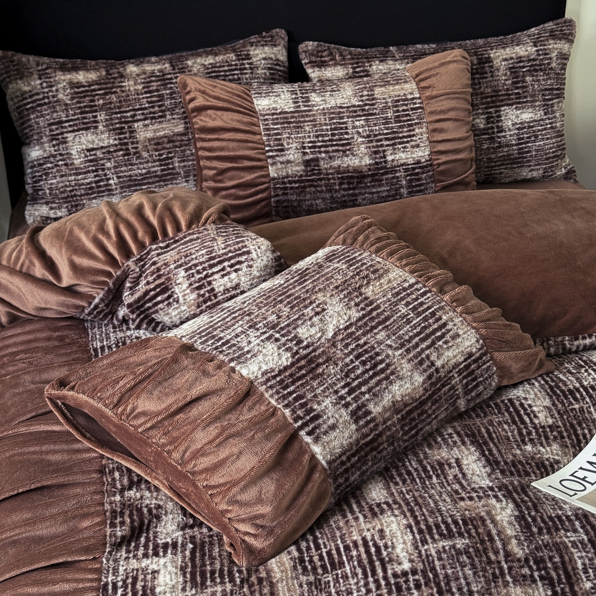 91家纺网 家纺一手货源 找家纺 新印象 2025新款复古法式兔毛绒保暖四件套 复古法式-爱莎