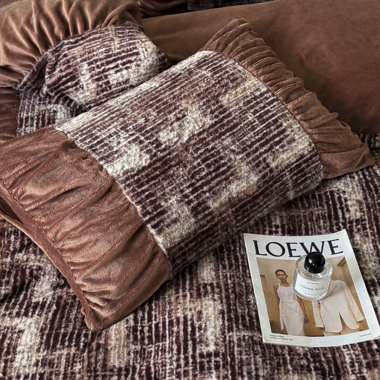 91家纺网 家纺一手货源 找家纺 新印象 2025新款复古法式兔毛绒保暖四件套 复古法式-爱莎