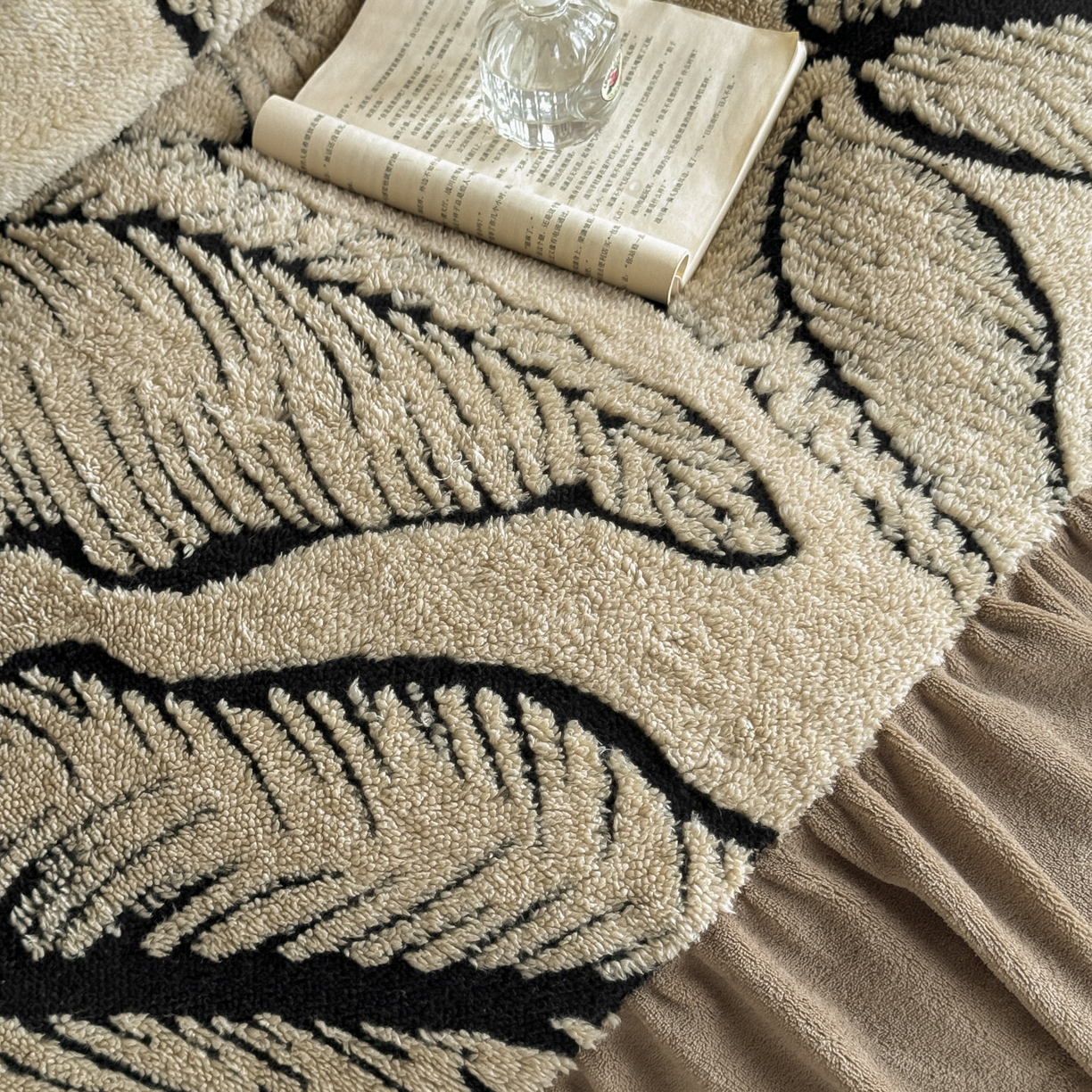 91家纺网 家纺一手货源 找家纺 新印象 2025新款法式阳离子绒保暖床盖四件套 樊林驼