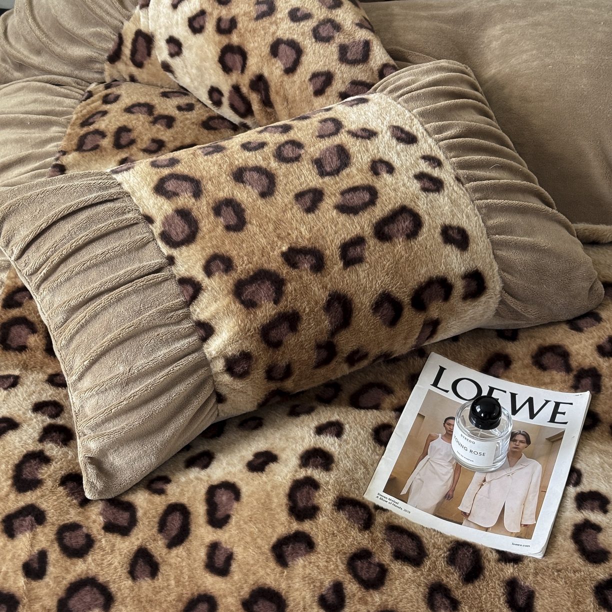 91家纺网 家纺一手货源 找家纺 新印象 2025新款复古法式兔毛绒保暖四件套 复古法式-豹纹