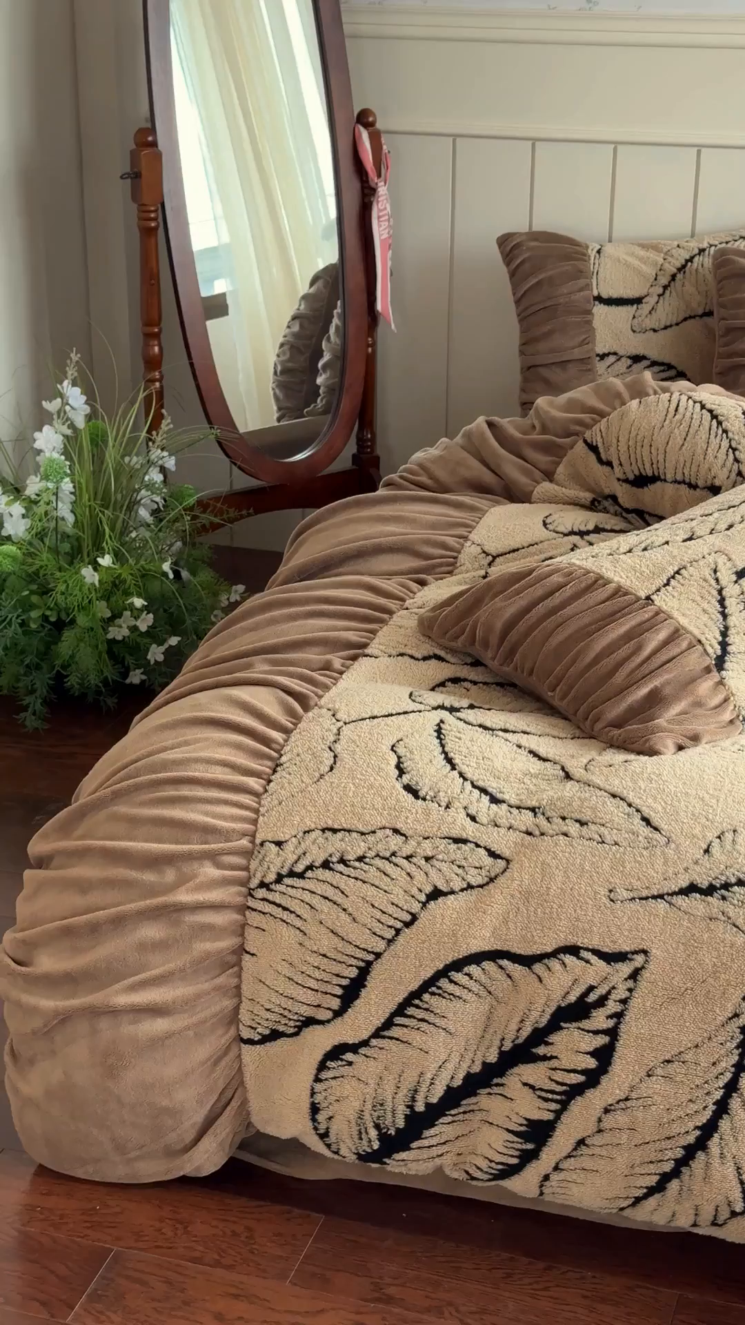 91家纺网 家纺一手货源 找家纺 新印象 2025新款法式阳离子绒保暖床盖四件套 樊林驼