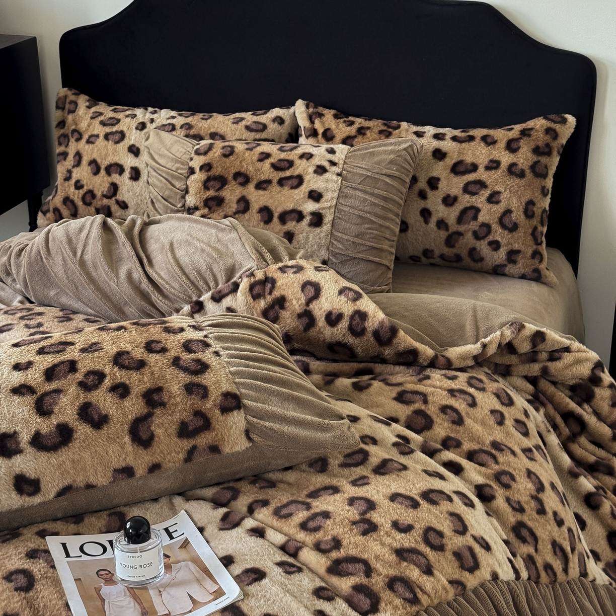 91家纺网 家纺一手货源 找家纺 新印象 2025新款复古法式兔毛绒保暖四件套 复古法式-豹纹